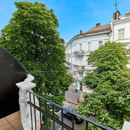 Daire Apartments *